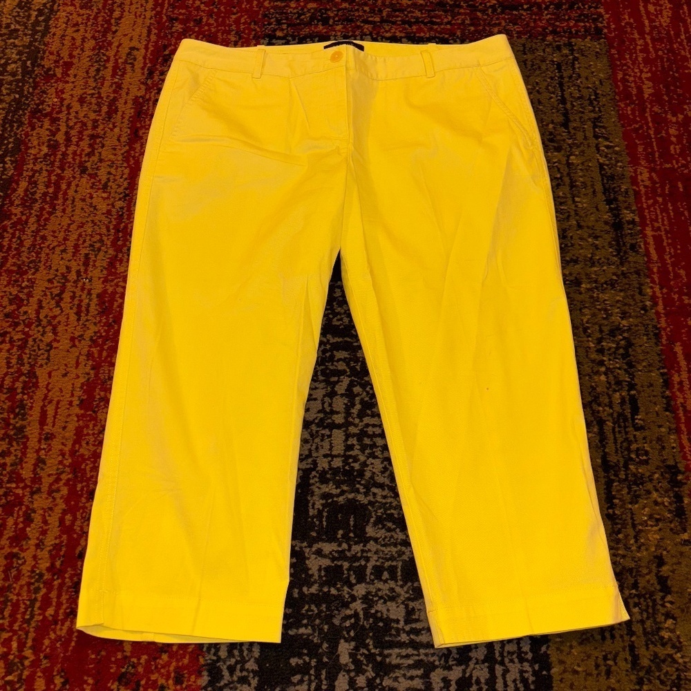 Talbots size petite 14 adorable yellow capri crop pants